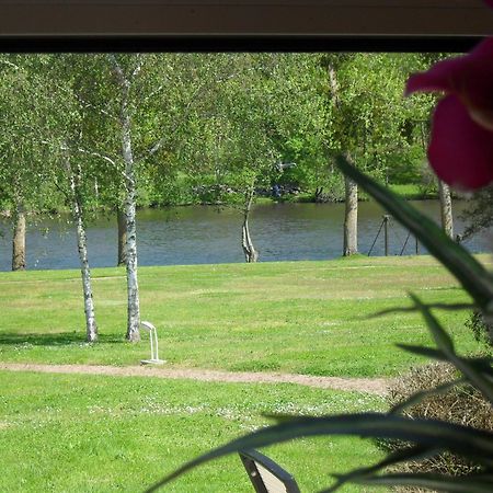 Logis Hotel Val De Vienne Le Vigeant المظهر الخارجي الصورة