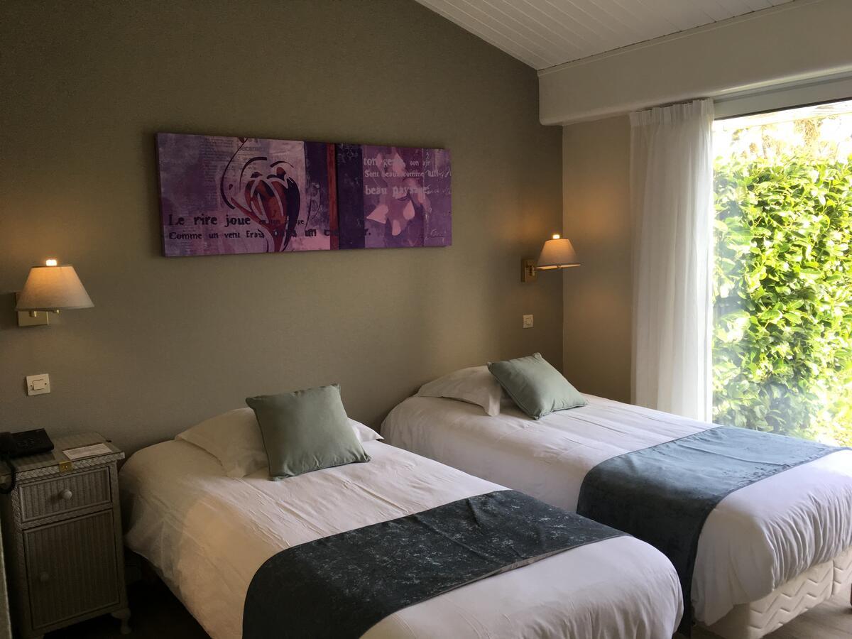 Logis Hotel Val De Vienne Le Vigeant المظهر الخارجي الصورة