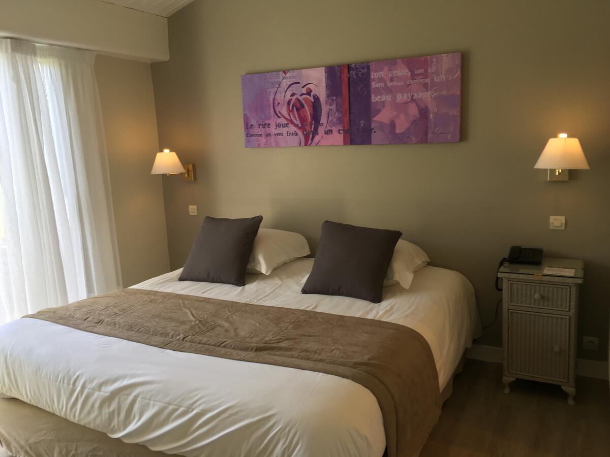 Logis Hotel Val De Vienne Le Vigeant المظهر الخارجي الصورة