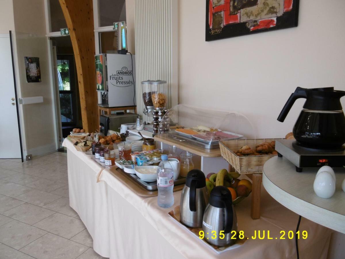 Logis Hotel Val De Vienne Le Vigeant المظهر الخارجي الصورة