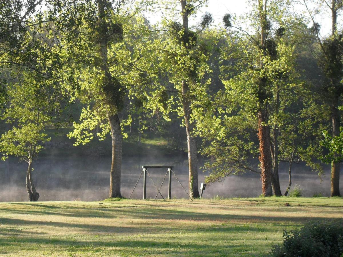 Logis Hotel Val De Vienne Le Vigeant المظهر الخارجي الصورة